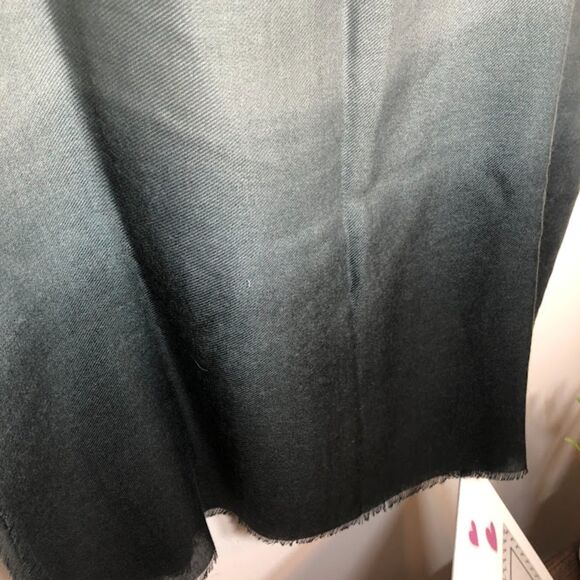 Carly Cushnie Oversized Ombre  Scart - Picture 8 of 9